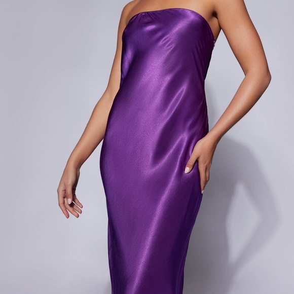 Purple Strapless Satin MIDI Dress by Meshki - Picture 2 of 8